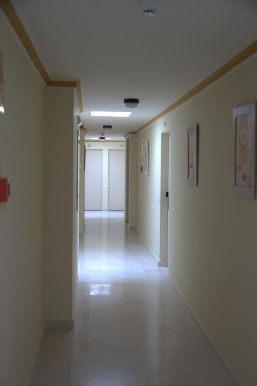 Apartamentos Turisticos Los Girasoles Espartinas Exterior foto